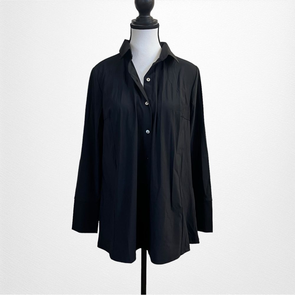 New with Tags Marla Wynne Stretch Tech Button-Up Shirt Pockets Black, Small